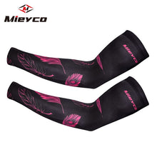Load image into Gallery viewer, Breathable Sports Arm Sleeve Sun Protection basketball Sleeve Running Compression Sleeve Quick Dry Cycling Sleeves Arm Warmers