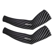Load image into Gallery viewer, Breathable Sports Arm Sleeve Sun Protection basketball Sleeve Running Compression Sleeve Quick Dry Cycling Sleeves Arm Warmers