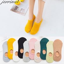 Load image into Gallery viewer, Women's Cotton Invisible No show Socks non-slip Summer Candy Solid Color Silicone Short Socks Fashion Cute Thin Ankle Boat Socks