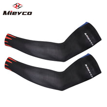 Load image into Gallery viewer, Breathable Sports Arm Sleeve Sun Protection basketball Sleeve Running Compression Sleeve Quick Dry Cycling Sleeves Arm Warmers
