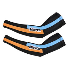 Load image into Gallery viewer, Breathable Sports Arm Sleeve Sun Protection basketball Sleeve Running Compression Sleeve Quick Dry Cycling Sleeves Arm Warmers
