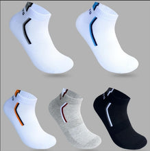Load image into Gallery viewer, 5 Pairs/lot Men Socks Stretchy Shaping Teenagers Short Sock Suit for All Season Non-slip Durable Male Socks Hosiery New
