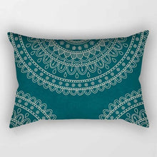 Load image into Gallery viewer, Beauty mandala  pattern pillow cases  rectangle bedroom pillow cases high quality thick  travel pillow cover size 50*30cm

